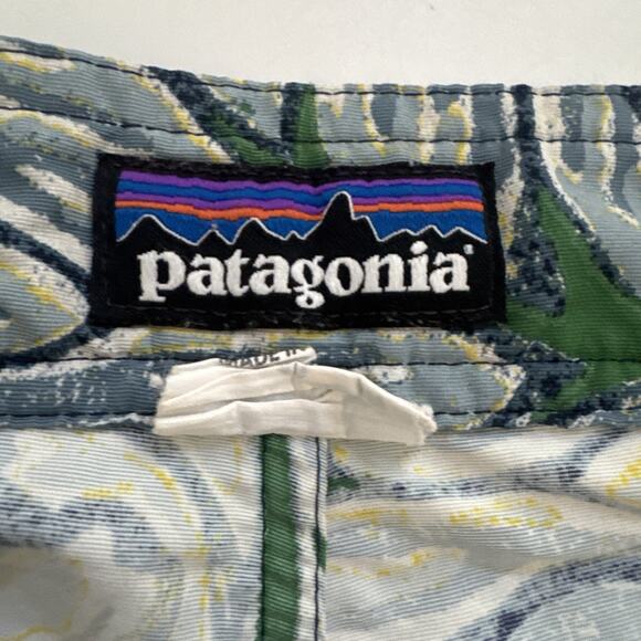 Patagonia Board Shorts Mens 40 Swim Trunks Beach Surfing Hawaiian All Over Print - Picture 5 of 10